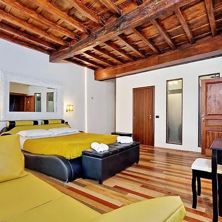 Hub Spagna Guest House *