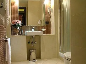 Hotell Everest Rom