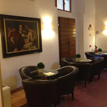 Exe International Palace 4*