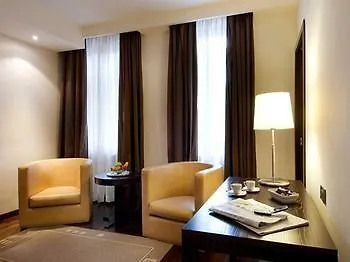 Hotel Exe International Palace