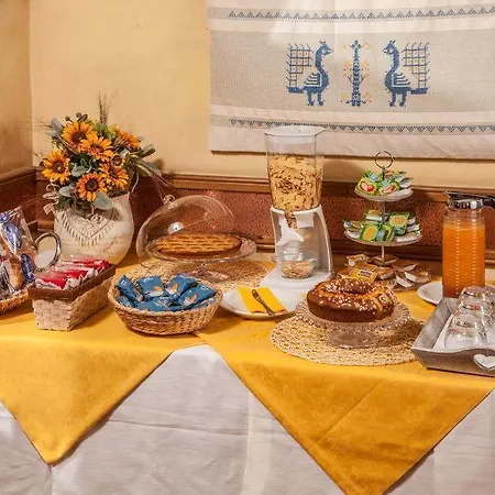 Hotel Casale Dei Massimi 2*