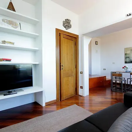 Apartment Fori Imperiali Rome