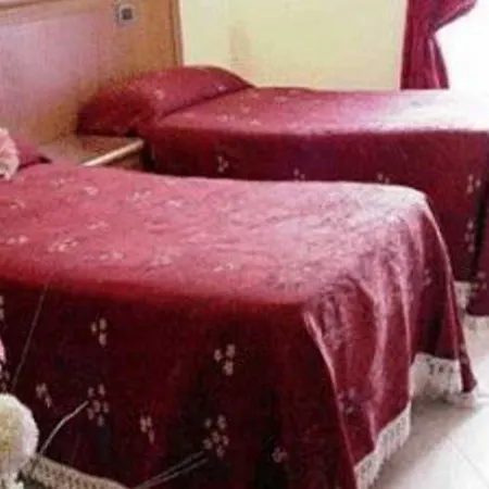 Starlight Bed & Breakfast 2*
