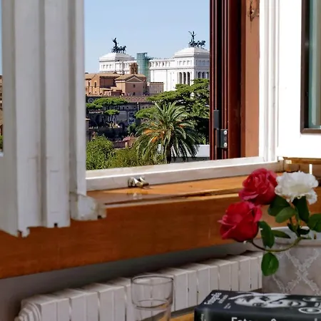 Apartment Fori Imperiali Rome