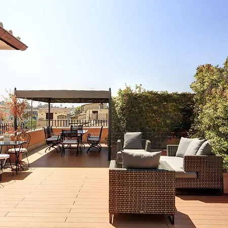 Degli Artisti Hotel 4*