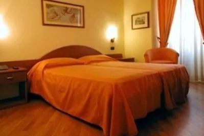 Pensión Magnifico 3*