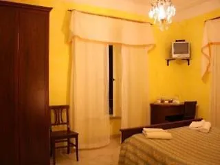 Hotel Eleven Star Rome