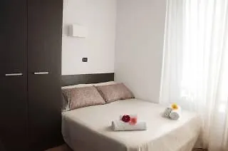 Oda ve Kahvaltı Gh Colosseum 2*