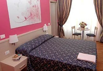 21 Aprile House Bed & Breakfast 2*