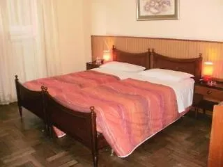 Esty 3* Rome