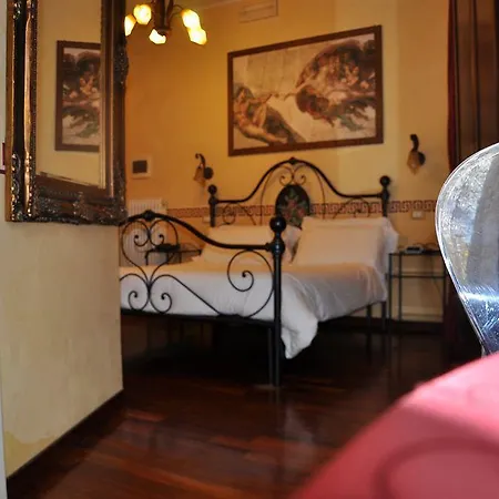 Bed & Breakfast Le Di Via Ottaviano - In 2*