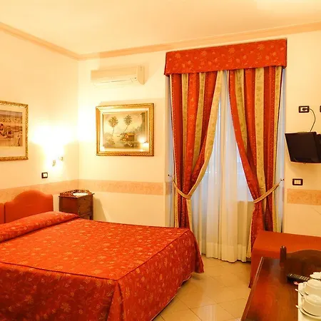 Giuliana Hotel