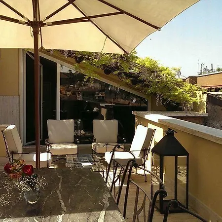 Maison d'hôtes La Scelta Di Goethe - Luxury Rome