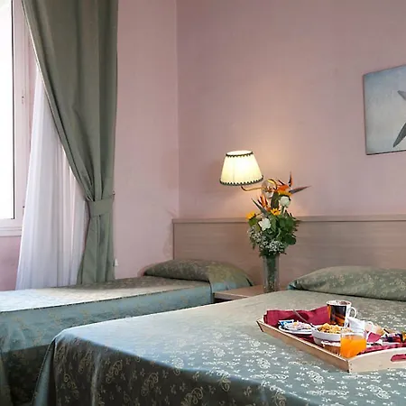 Priscilla Hotel 3*