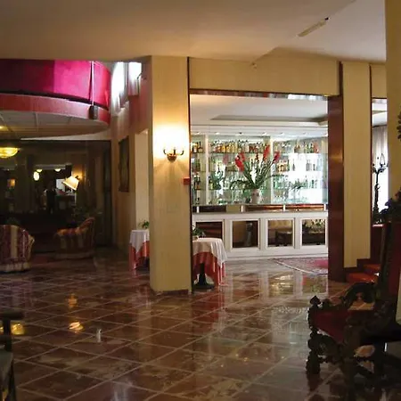 Lh Grand Hermitage 4* Roma
