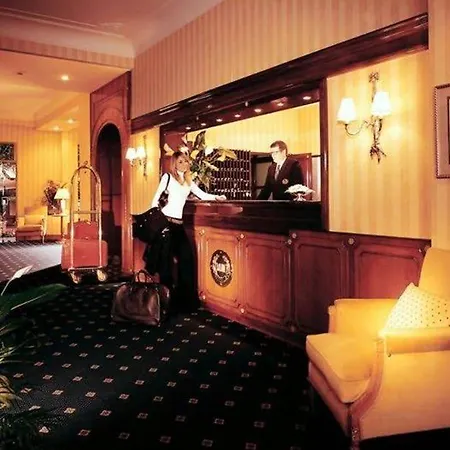 American Palace Eur