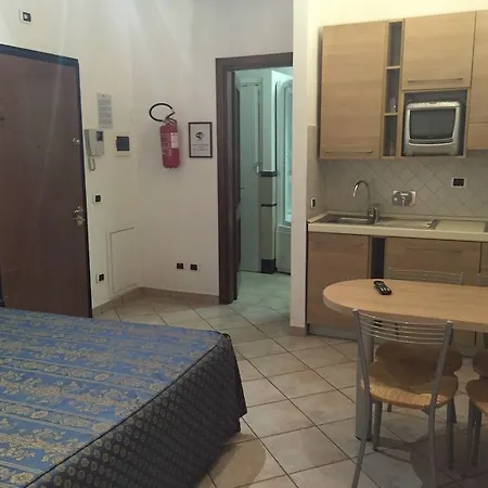 Apollo Colosseo Hotel 3*