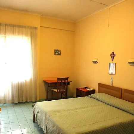 Casa Piccole Ancelle Di Cristo Re