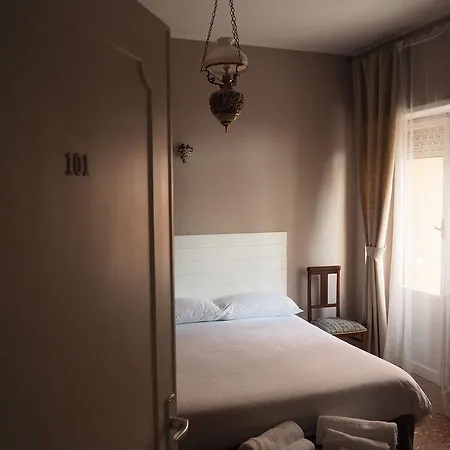 Talenti Breme Bed & Breakfast
