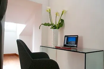 Apartment Oriana Homel Rome