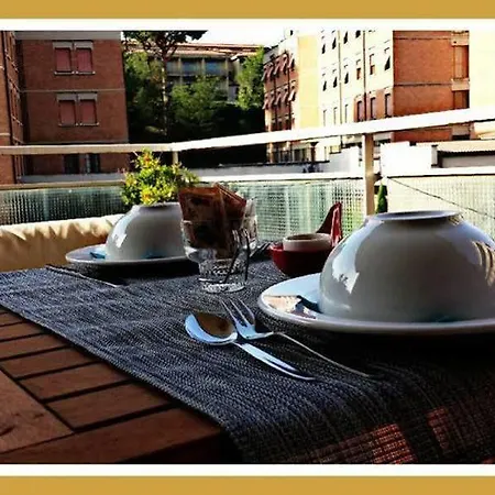 Bed & Breakfast Domus Raffaello Rome