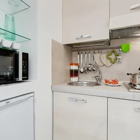 96 Degli Ubaldi Apartamento