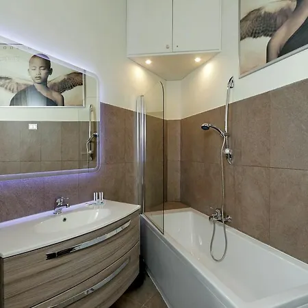 Trevi Vicolo Scanderbeg Apartment