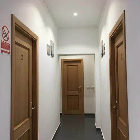Pensión Gianni's *