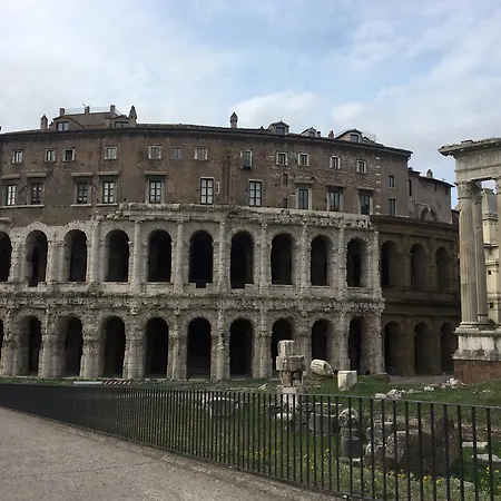 In Piazza Panzió
