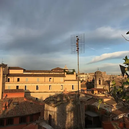 Casa Vacanza Girasole Rome