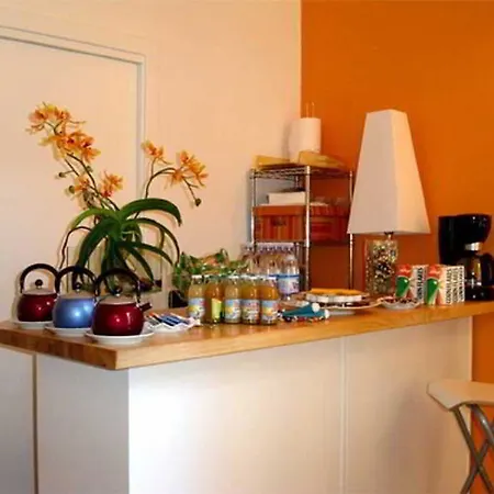 Sky Blue Place Bed & Breakfast