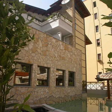 The Hotell Rom