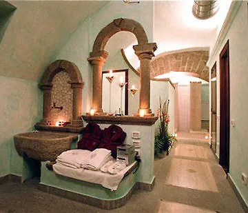 Castello Della Castelluccia 4*