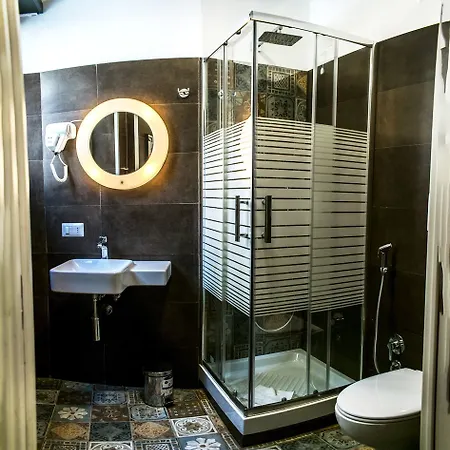 Trastevere Hotel 5*