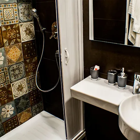 Trastevere Hotel 5*