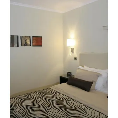 Daphne Trevi Apartment