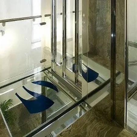 Catone District Hotel 3*
