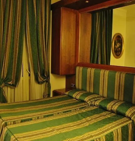 Hotel Raeli Luce 4*