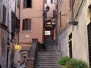 The Right Place 4u Navona Luxury Guest house