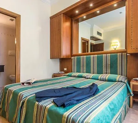 Raeli Floridia Hotel 3*