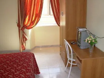 Bed In Rome