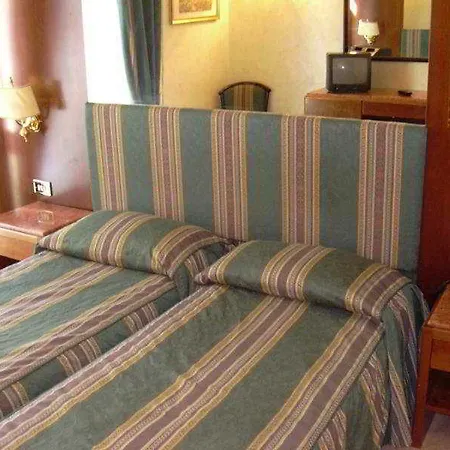 Max Otel Roma