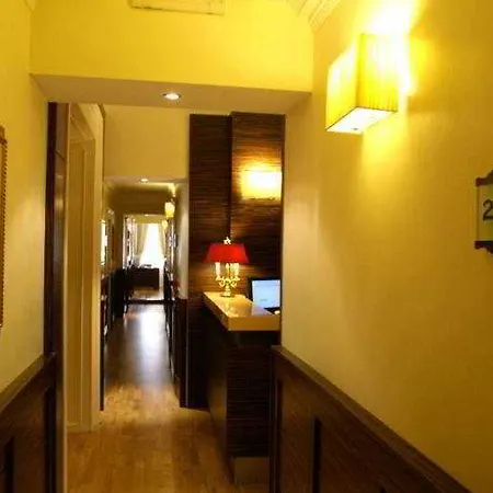 939 Hotel