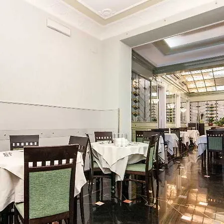 Hotel Alexandra 3*