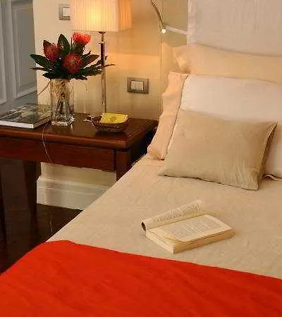 Vivaldi Luxury 3* Rome