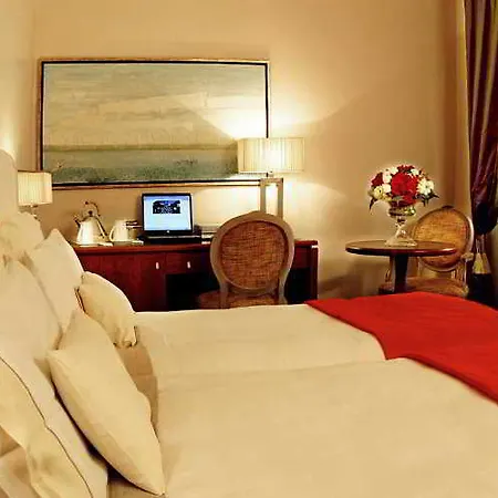 Vivaldi Luxury 3* Rome