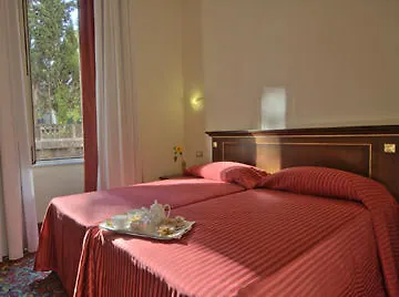Beau Site - Antica Residenza Roma