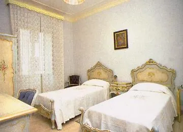 San Lorenzo Maria 3* Roma