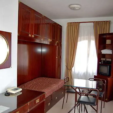 Tassoni 3* Rome