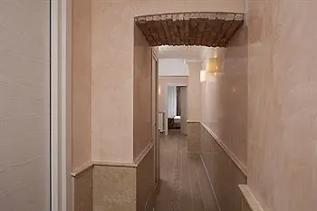 Hotel Jfk House 2*
